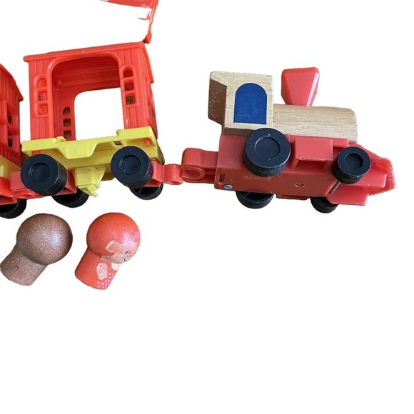 Vintage 1972 Mattel Wind Up Putt Putt Wooden Train Toy Set Random Lot - Picture 13 of 16